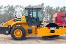 XCMG Official 20 Ton Compactor Machine XS203J RC Single Drum Vibratory Road Roller Compactor Price